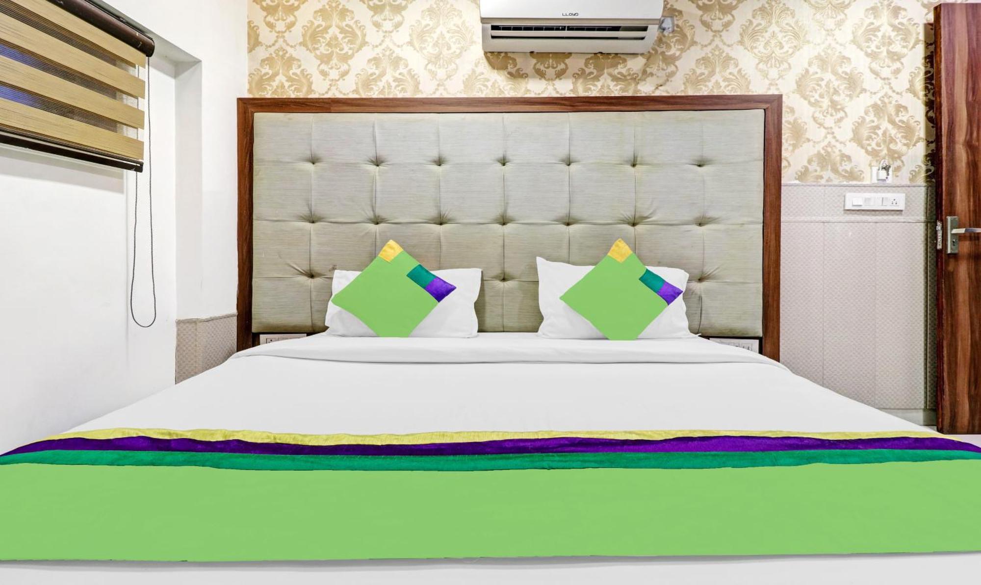 Itsy Hotels Unique - Near Railway Station Амритсар Екстериор снимка